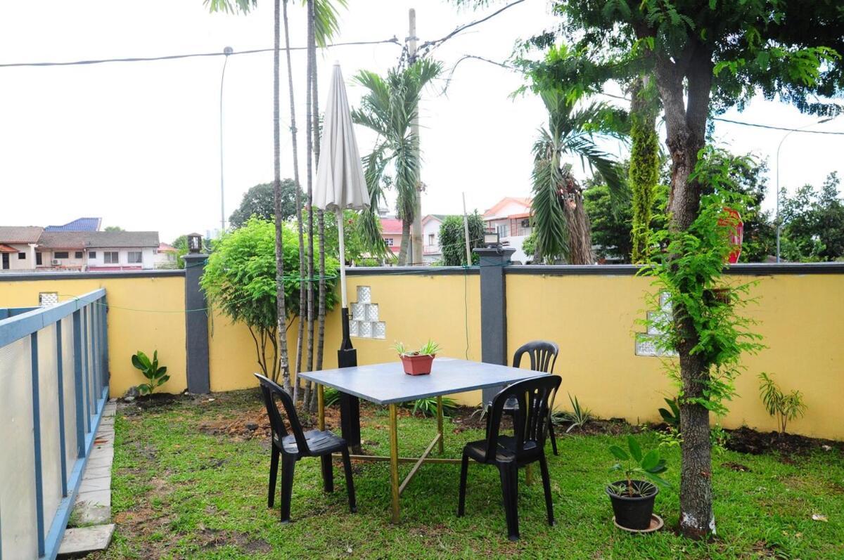 Grayhaus Spacious Bungalow & Garden Villa - Ss3 Petaling Jaya, Near Sunway - Stay Only No Events المظهر الخارجي الصورة